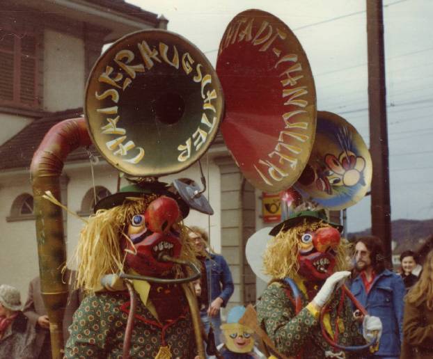 Grossschtadtchnulleri Chaiseraugscht, Stereobass 1977